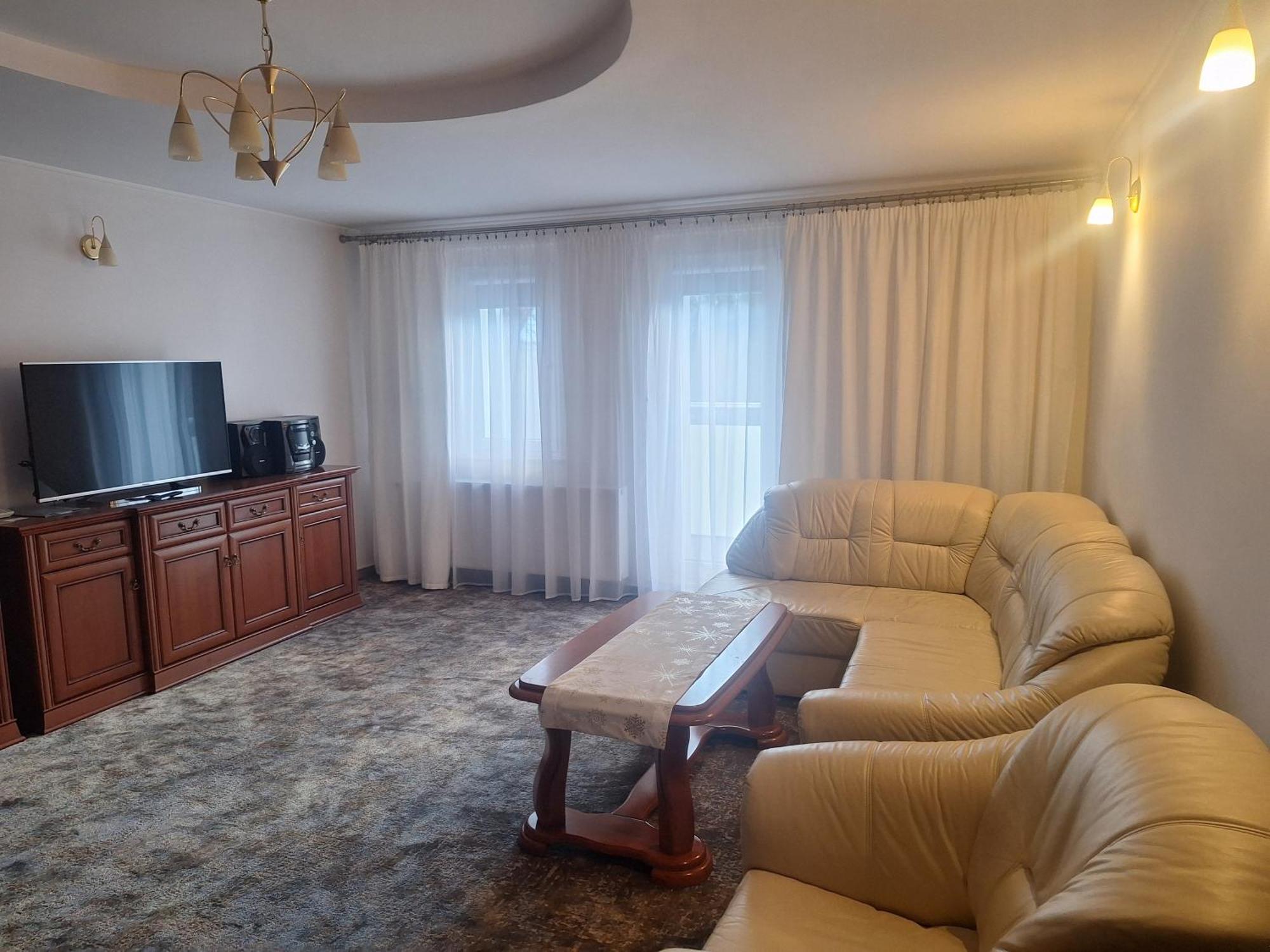 Hotel W Dobieszkowie Stryków Esterno foto